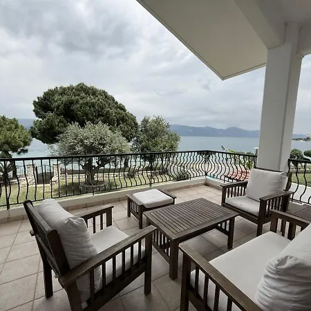 Seaview At Rodini *